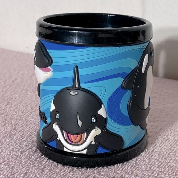 Vintage Blue Sea World Shamu Orca Mug “Daniel” - Picture 3 of 9